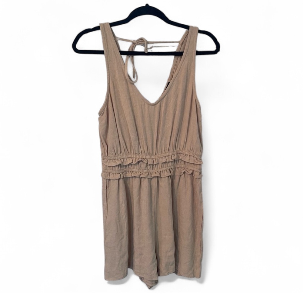 One love clothing size M Tan summer Sleeveless Romper with ruffles